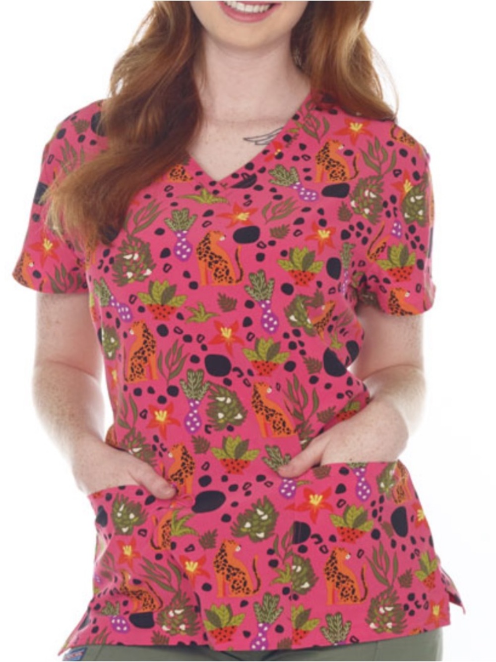 NWT Women’s Large Spotted Pink Jungle Print Scrubfinity PerformX Scrub Top